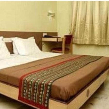 Hotel Chandrawali By Wb Inn Ballia Экстерьер фото